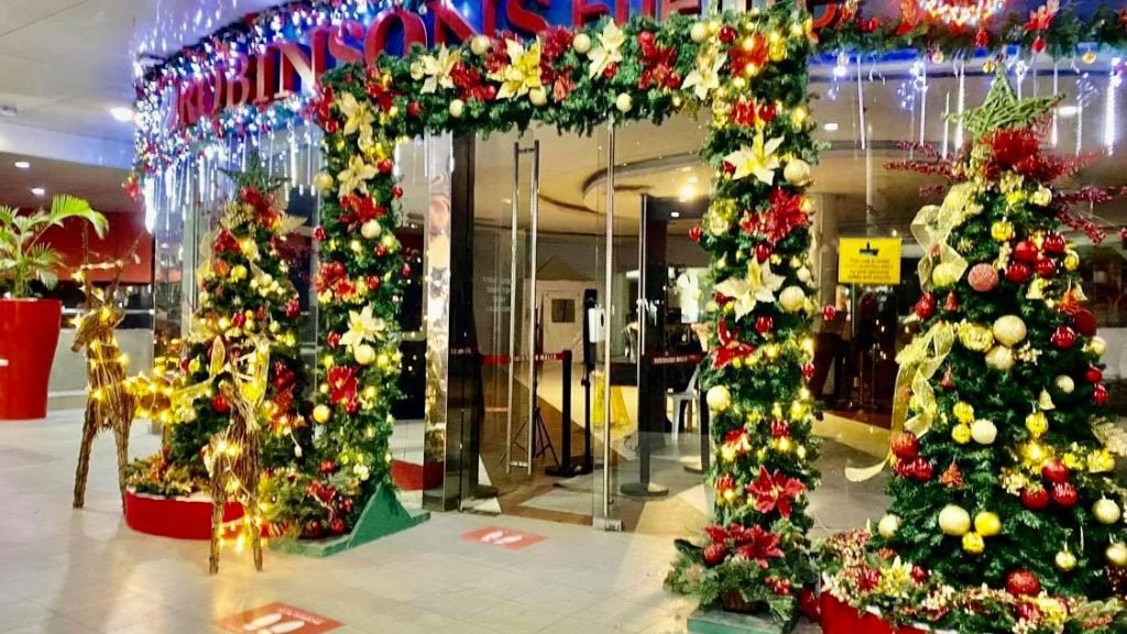 Robinsons Fuente – Christmas Mall Dress-up